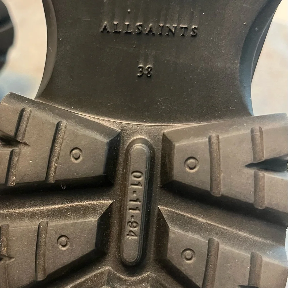 All Saints Harlee Lug Sole Chelsea Leather Women's Boots Trendy Size 8US/38EU - Picture 5 of 6